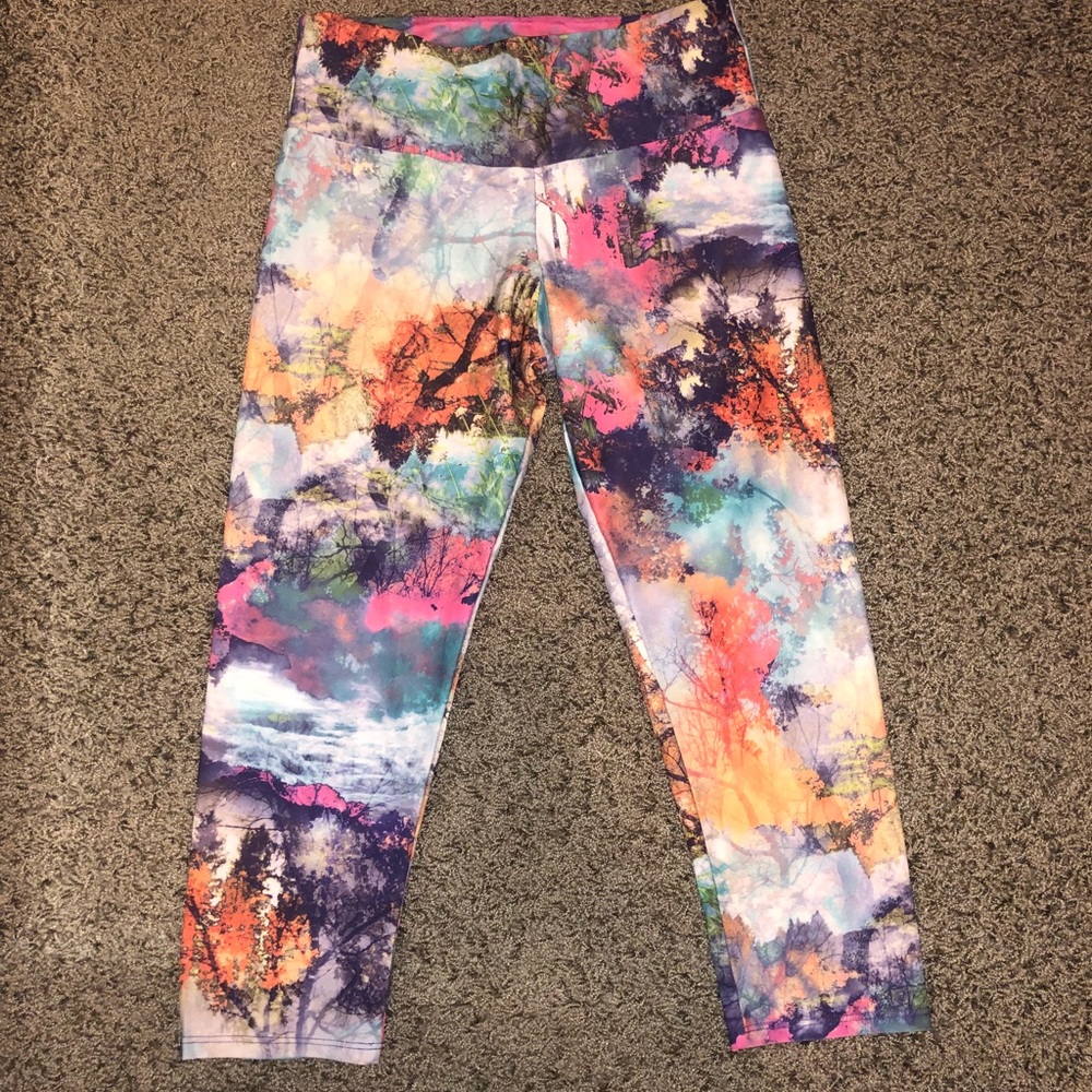 Cropped workout leggings